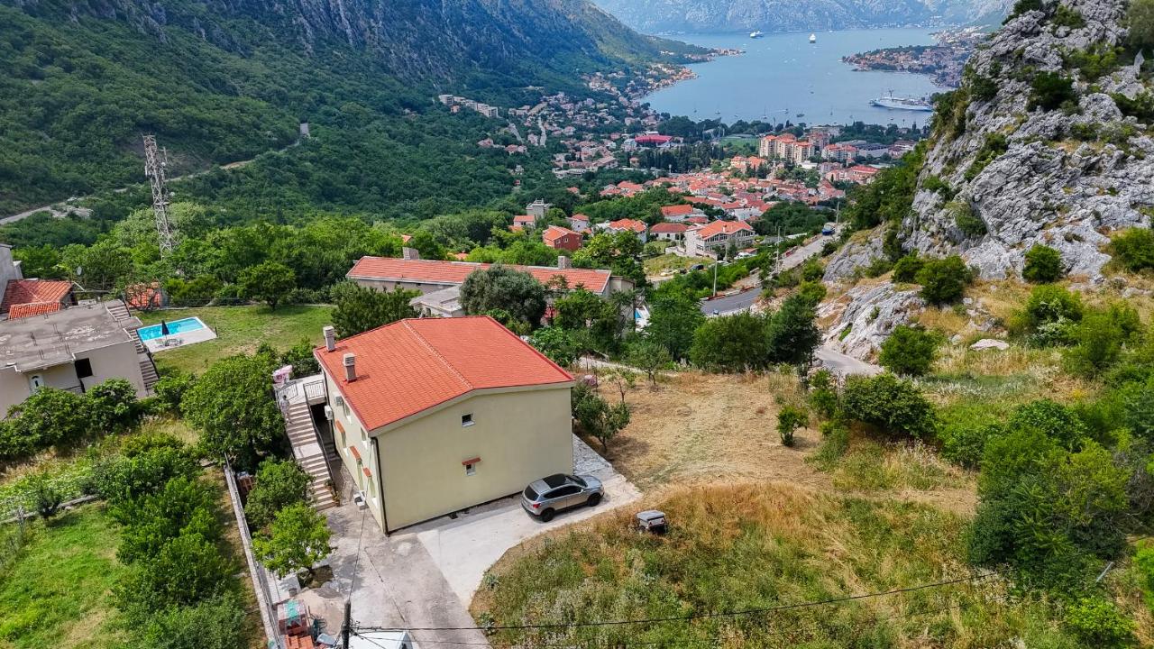 Dejana Apartments - Chambres d’hôtes Kotor
