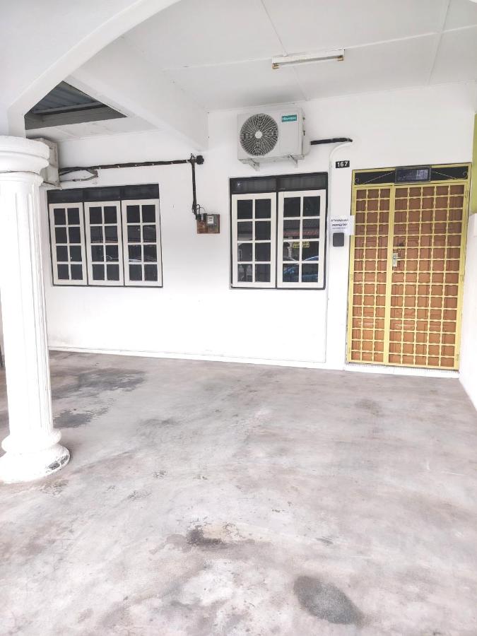 D'Manjung Samudera Baru HomeSTAY - B&B
