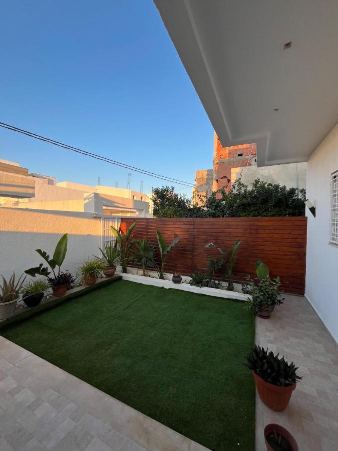 Maison kelibia Ezzahra plage a pied - B&B
