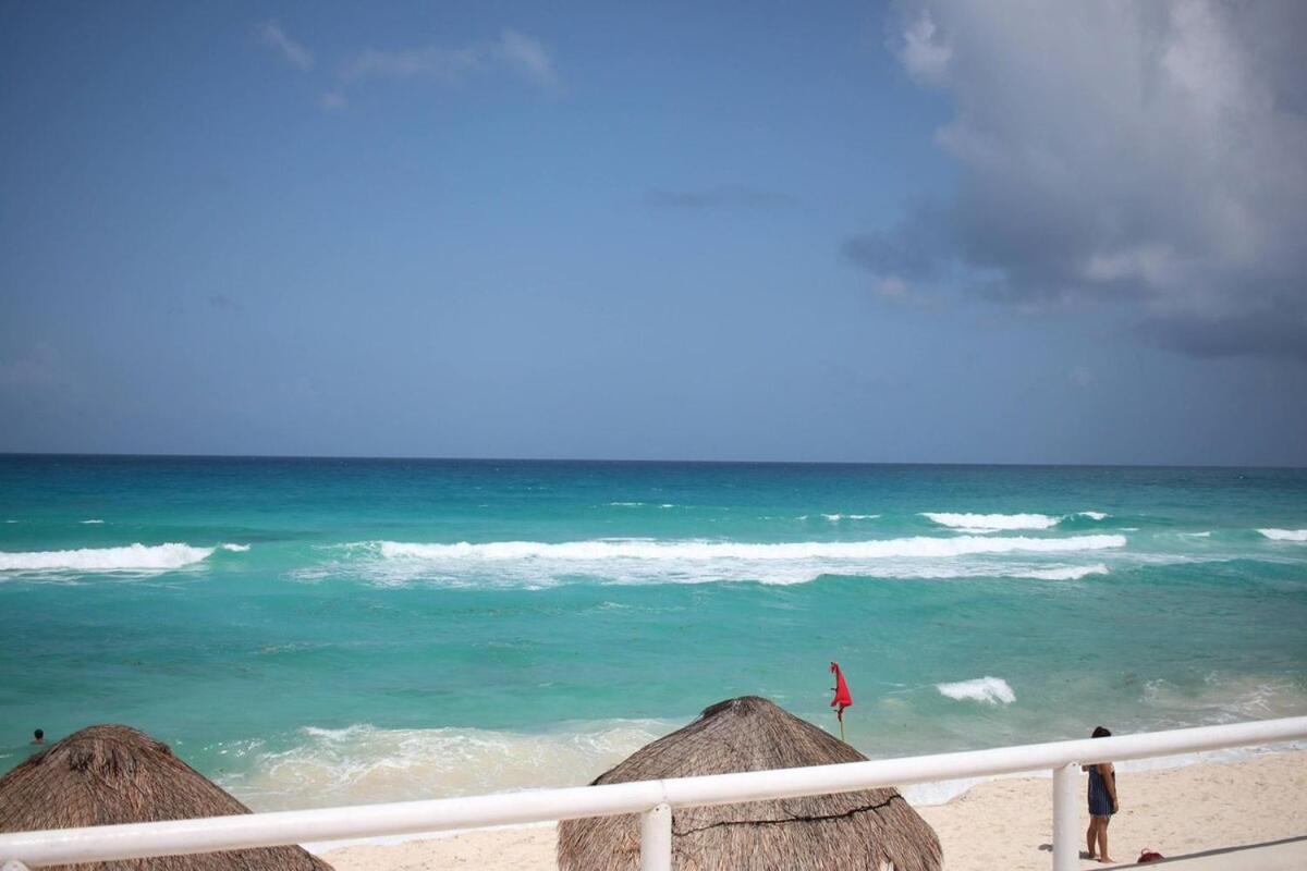 Hermoso Apartamento con playa en Zona Hotelera - B&B Cancún