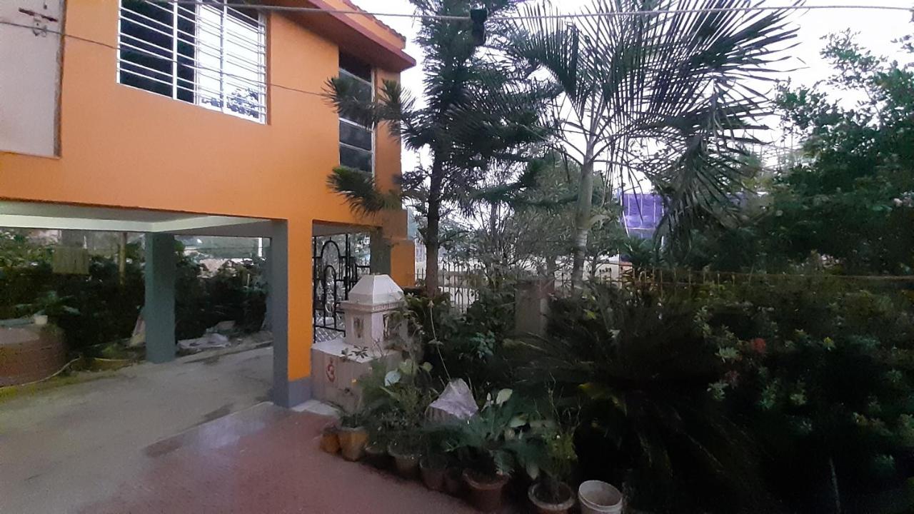BnB in Hijli society near IIT gate Prembazar Kharagpur - B&B