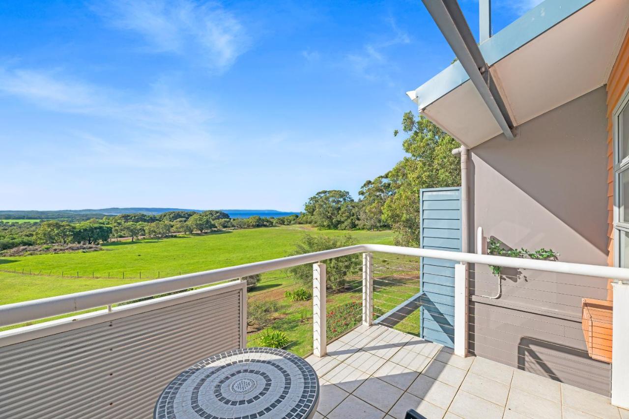 Luxurious 2-Bedroom Spa Apartment with Ocean Views - B&B