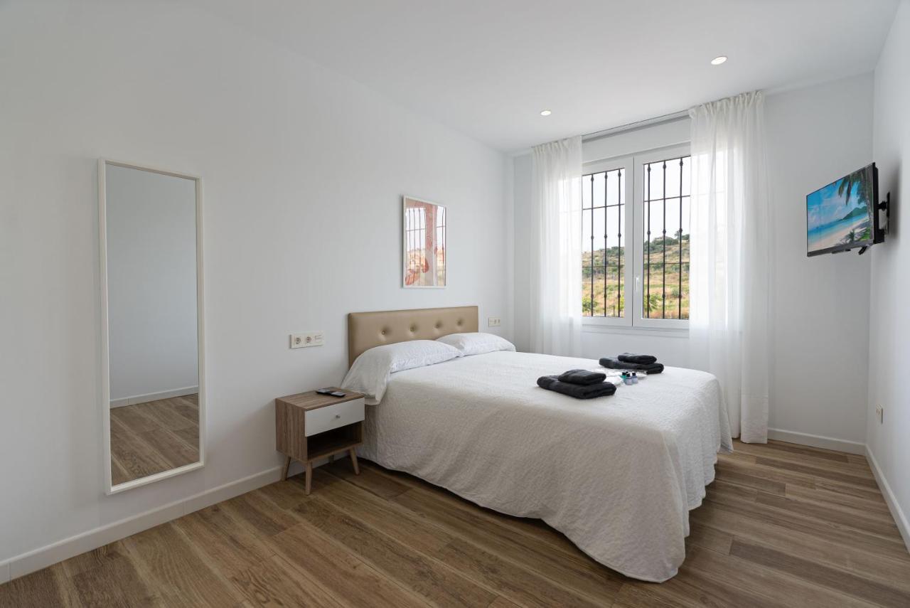 SOLGUEST Aparthotel Estepona - B&B Estepona