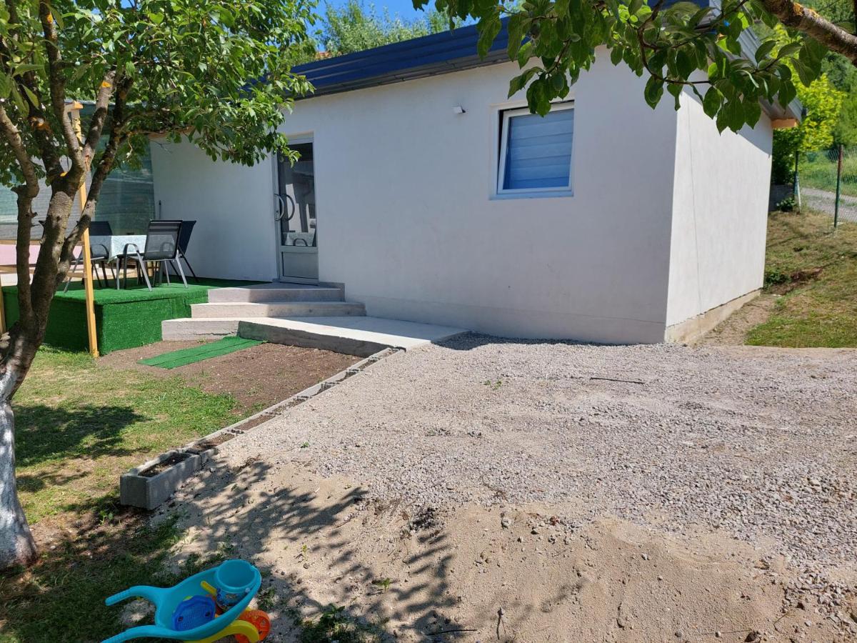 Apartman Alina&Alan 2 - B&B