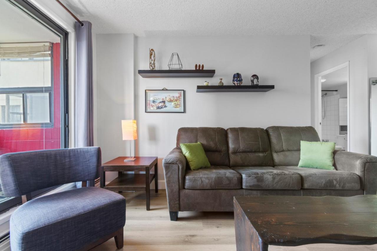 Suite near Downtown, BMO, Stampede, Free Parking - B&B Calgary