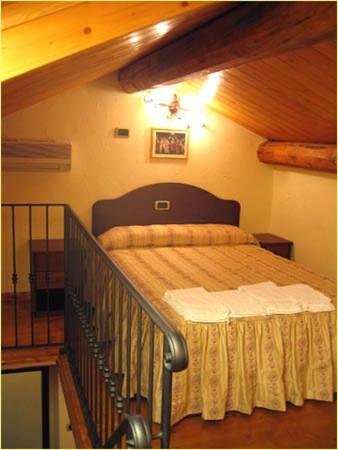 Duplex Quadruple Room