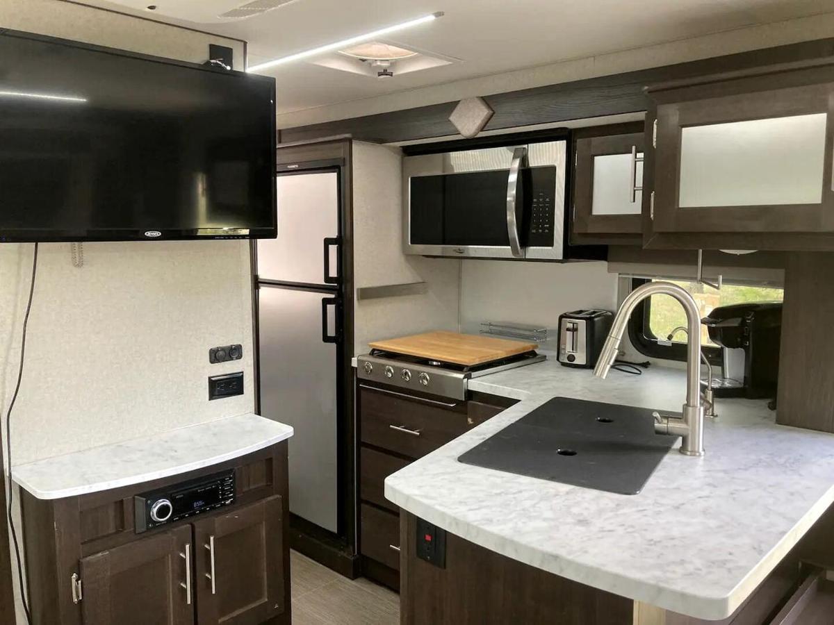 Tiny Caravan Great for Couples with Landscape Views in Idaho - Ferienwohnung Saint Maries