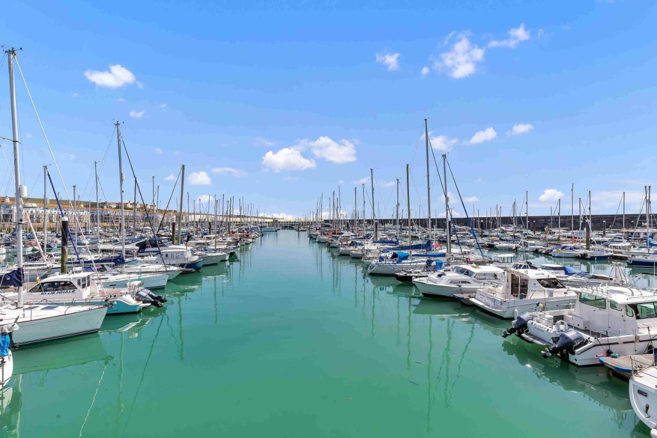 On the Water 7 Free Parking By My Getaways - B&B Brighton