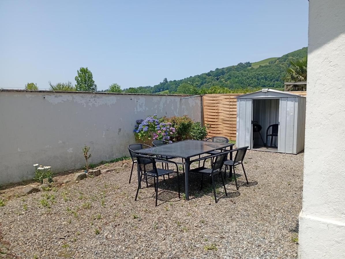 Appartement avec Jardin privé - B&B Lourdes