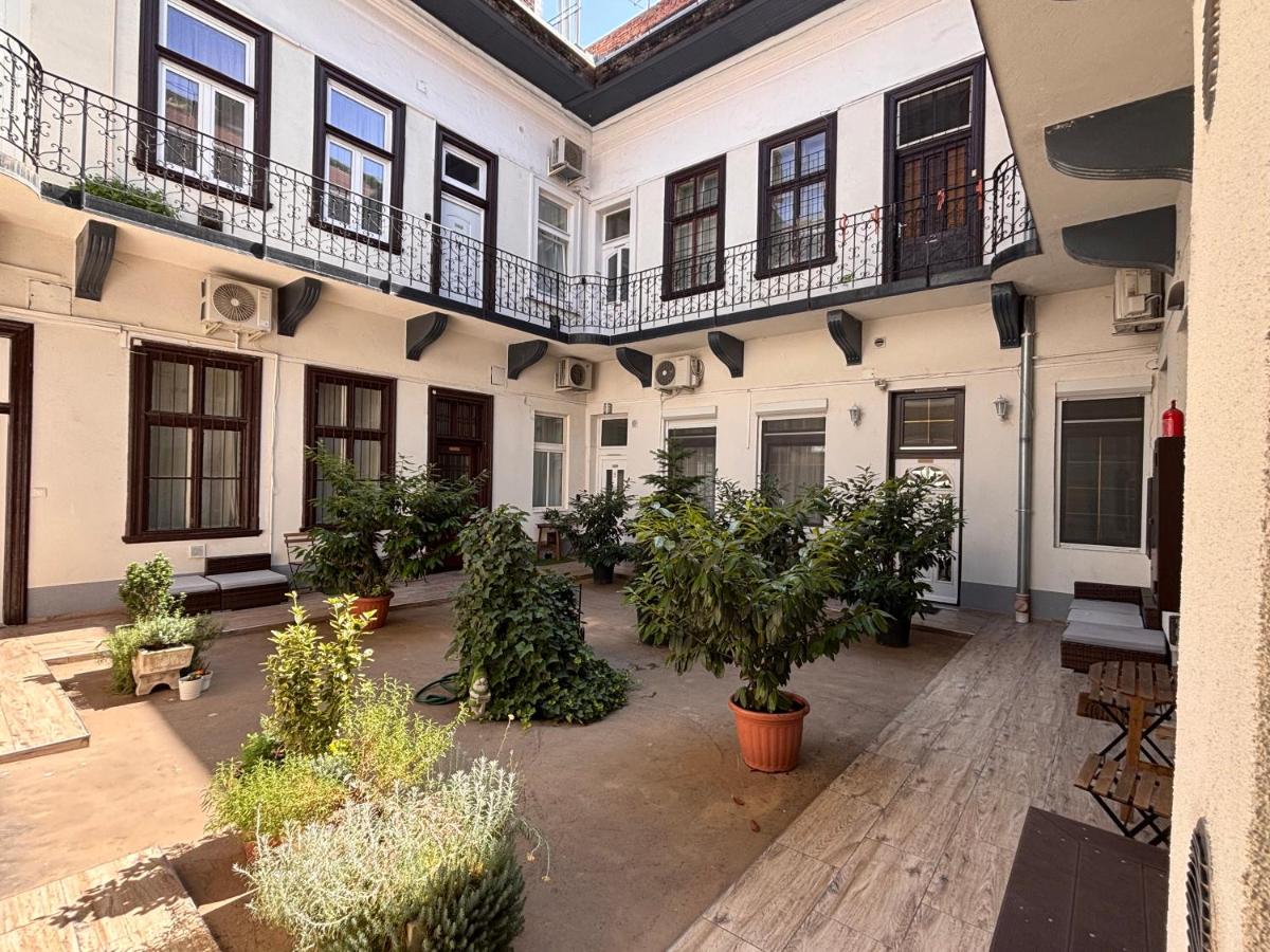 Goldcentral Apartments - Stylish Apartments - Wine Tasting Access - Ferienwohnung Budapest