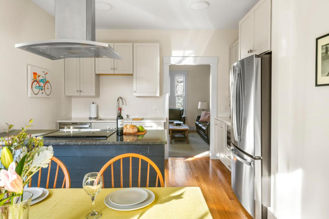 Luxurious West End Historic Townhome - The Cushman - Ferienwohnung Portland