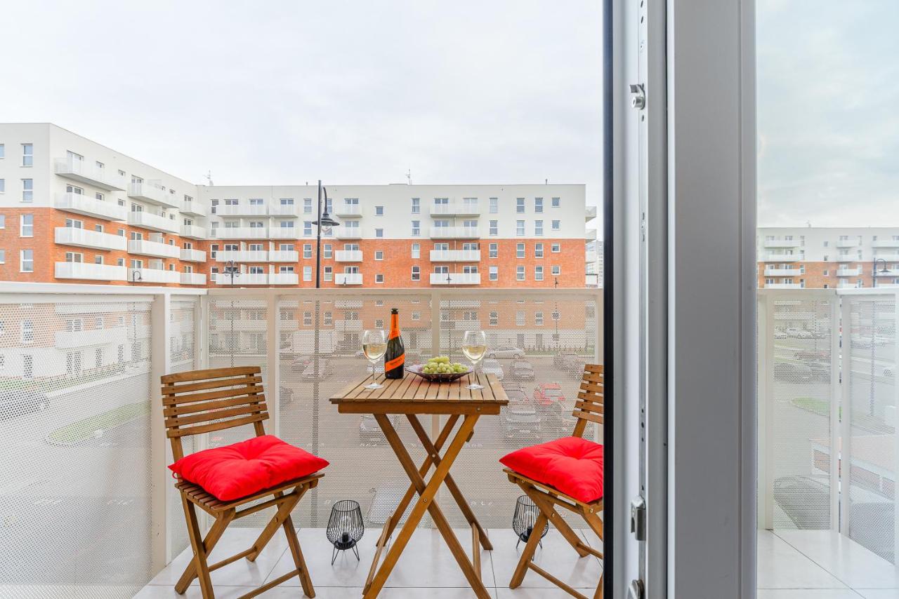 Lumina luxury apartment with parking - B&B Lodz