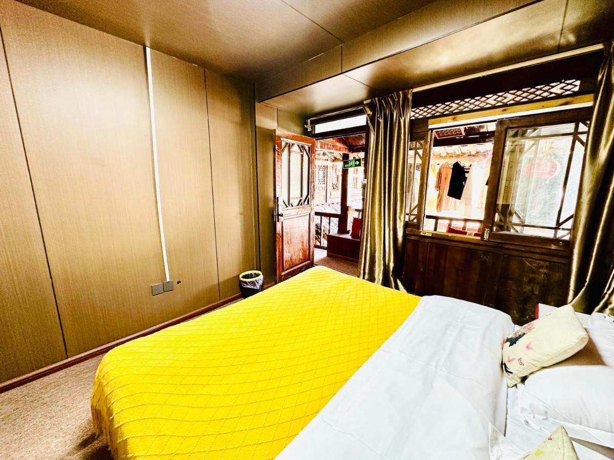 Large Twin Room
