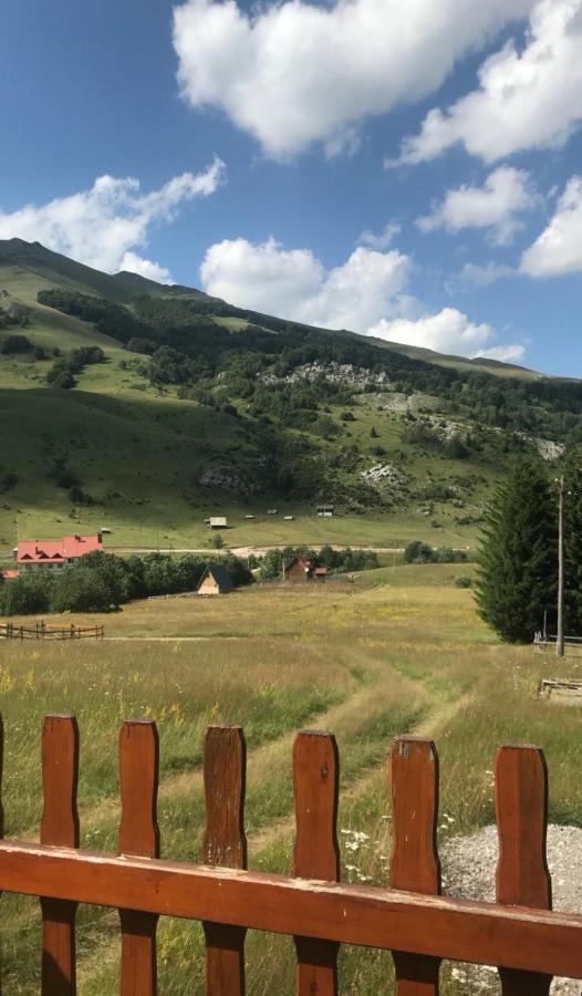 Vikendica Na Jelovici - Chambres d’hôtes Berane