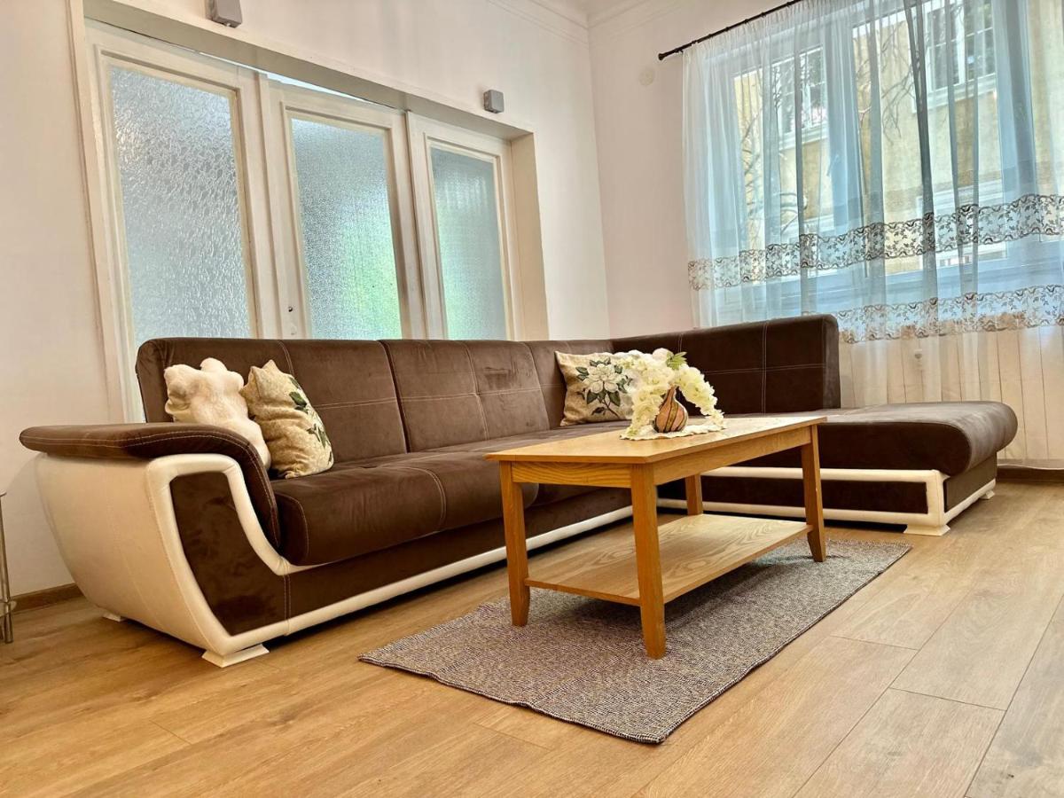 Spacious 1BR Apartment in Central Sofia, Next to University - Chambres d’hôtes Sofia
