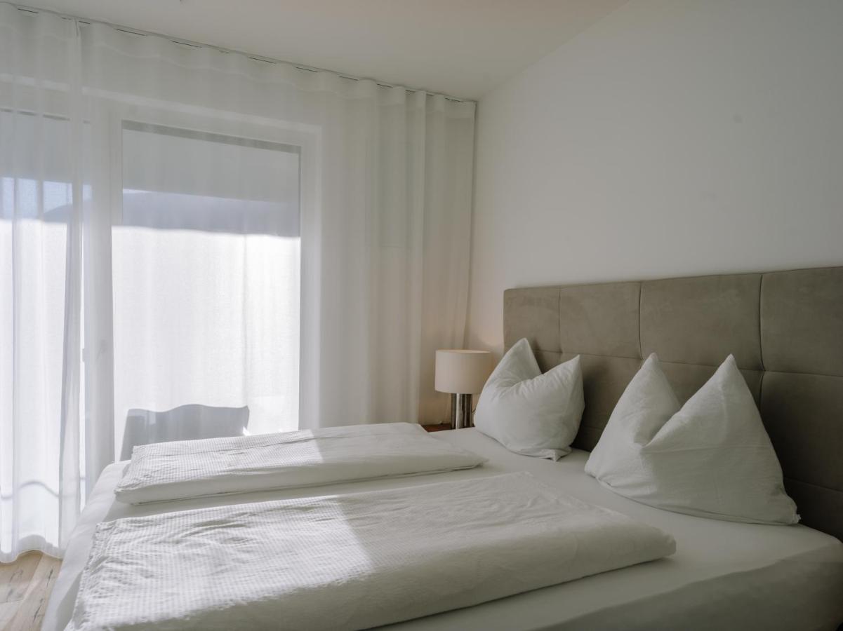 Two-Bedroom Apartment with Mountain View