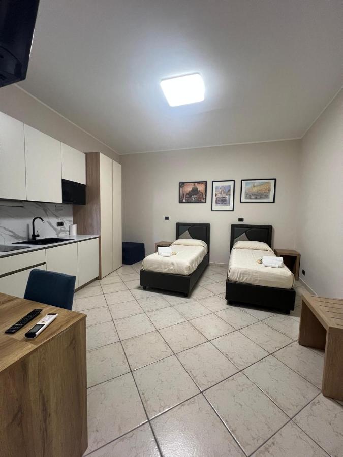 Großes Doppel-/Zweibettzimmer