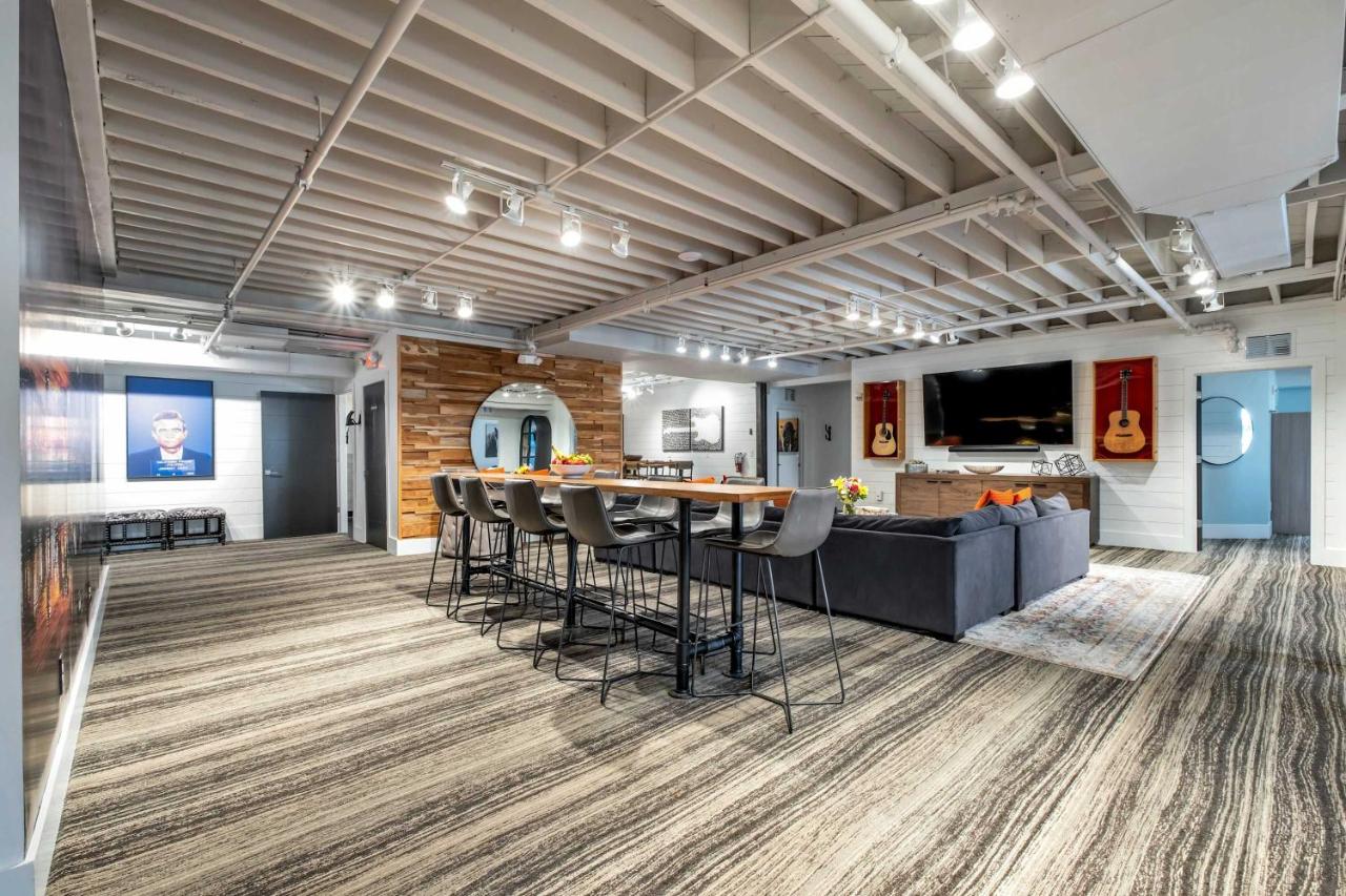 Skyline Suite with Penthouse & Rooftop Deck 6BR by Maddox Hotel - Ferienwohnung Nashville