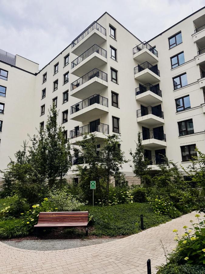 LIVERMO Apartment Jeżyce Air Conditioning Self Check-in - Bed and Breakfast Poznań