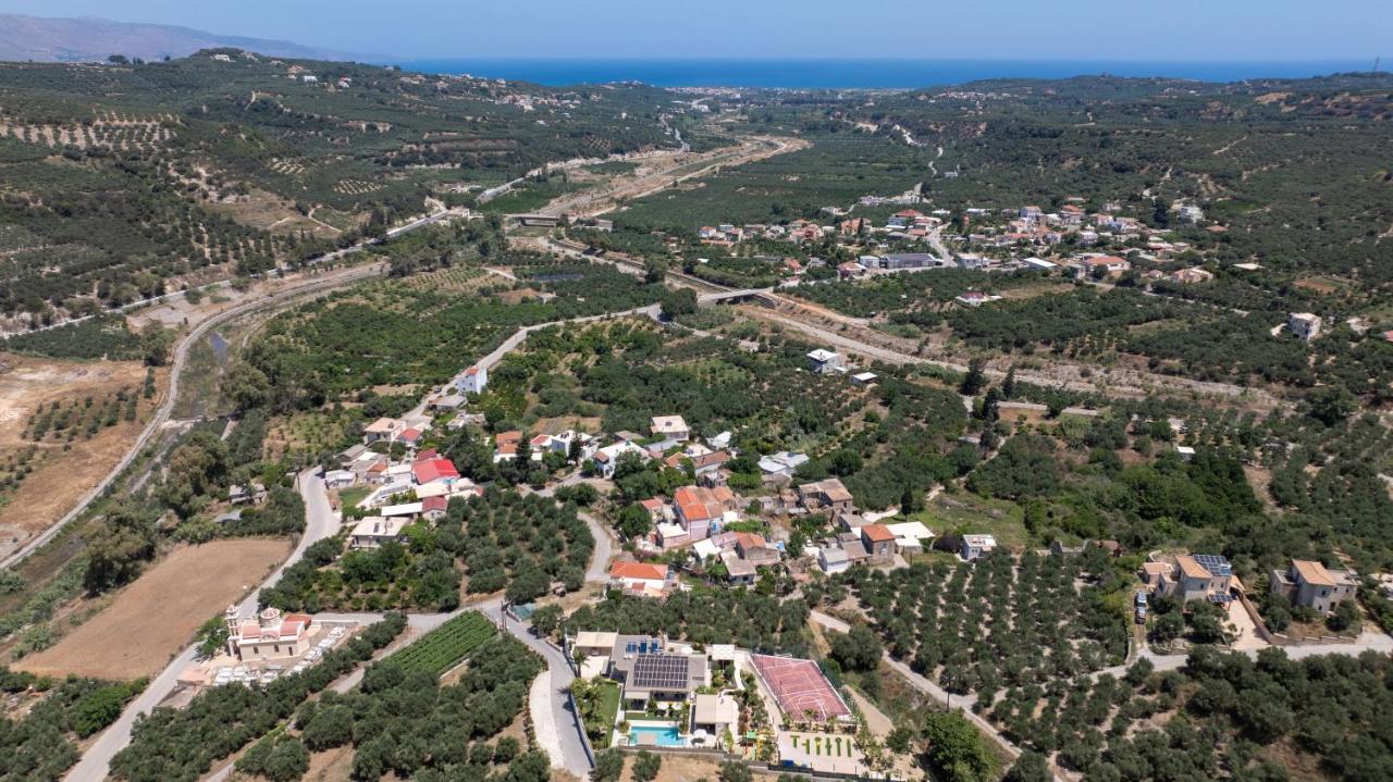 Calluna Villa - Bed and Breakfast Chionato