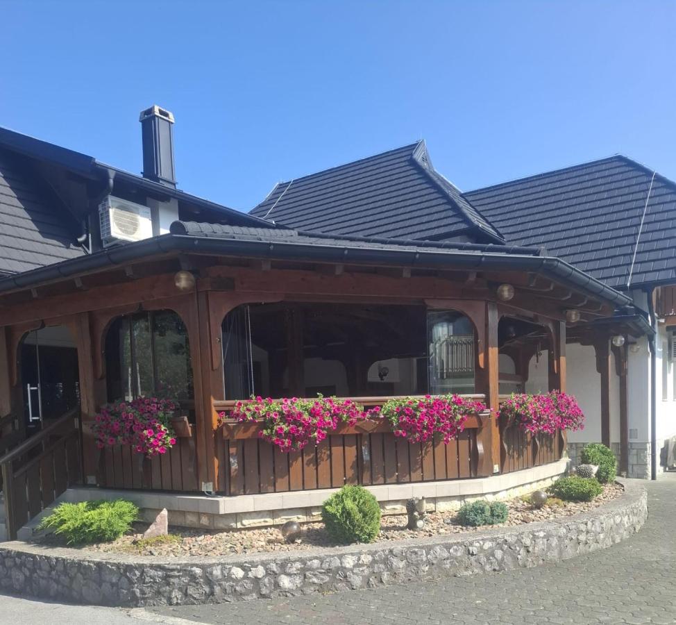 Villa Knezevic-completely renovated 2025 - Bed and Breakfast Plitvička Jezera