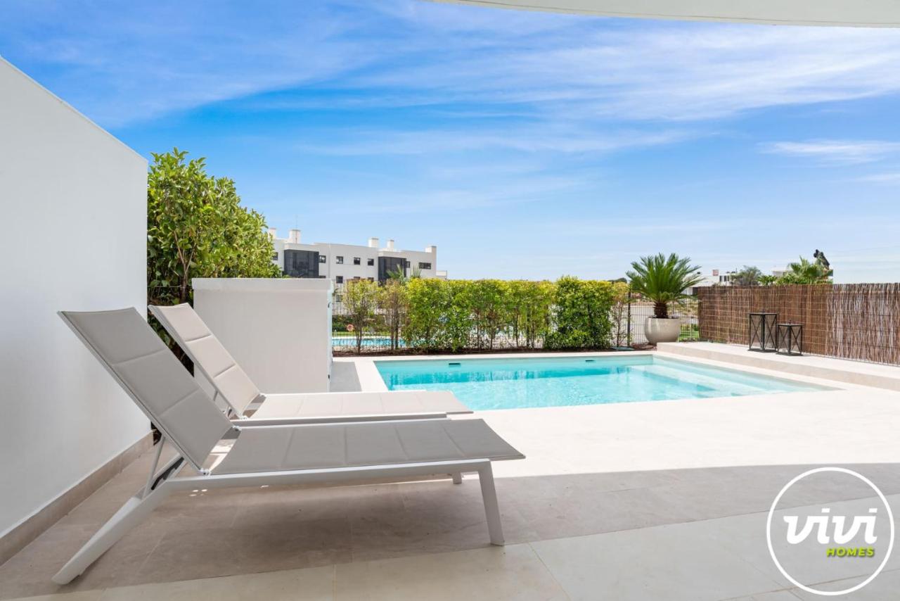 Flora - B&B Fuengirola