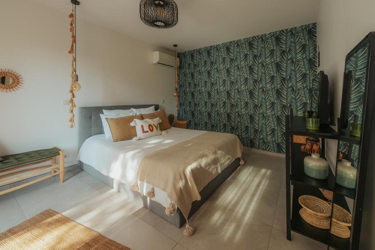 Queen Room with Pool View