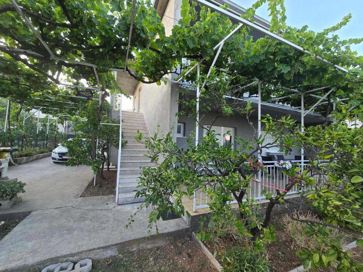 Apartment Sutic - B&B