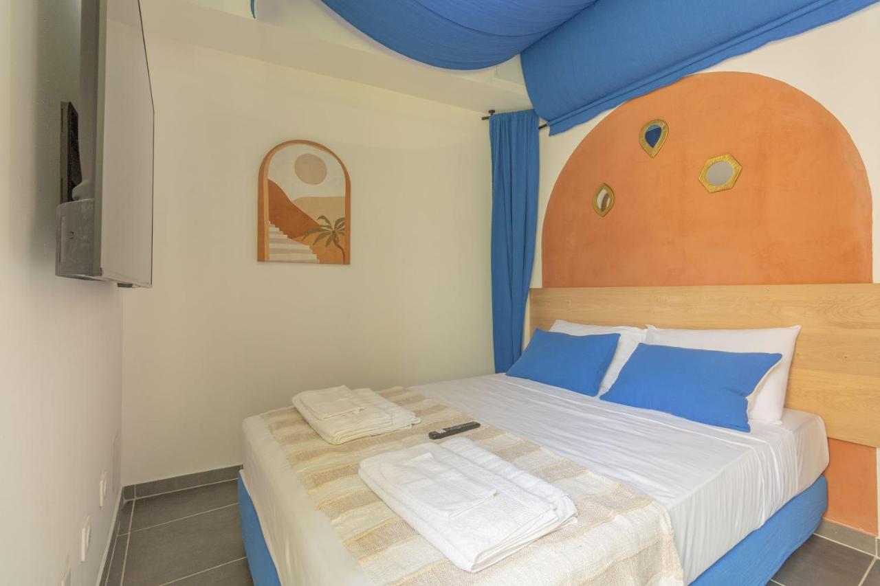 One-Bedroom Premier Apartment