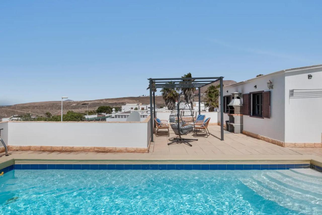 Aurora Holiday Homes - B&B Güime