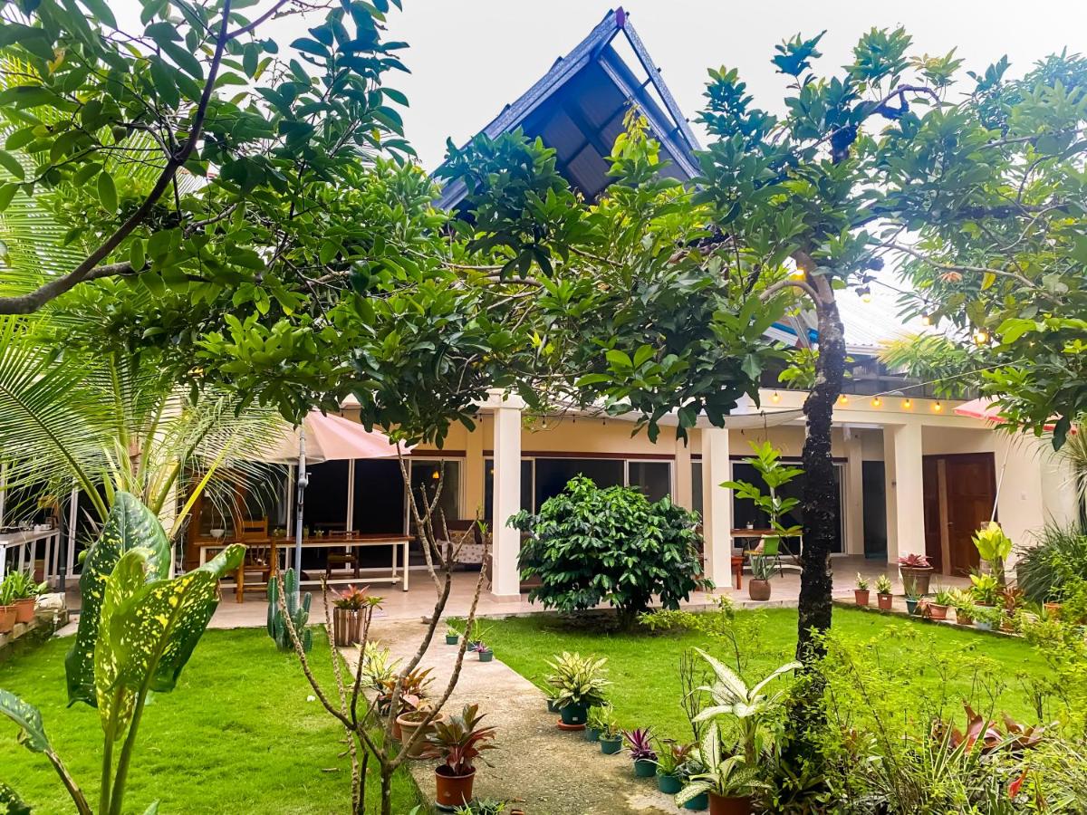 Pura Vida Boutique Apartments - B&B