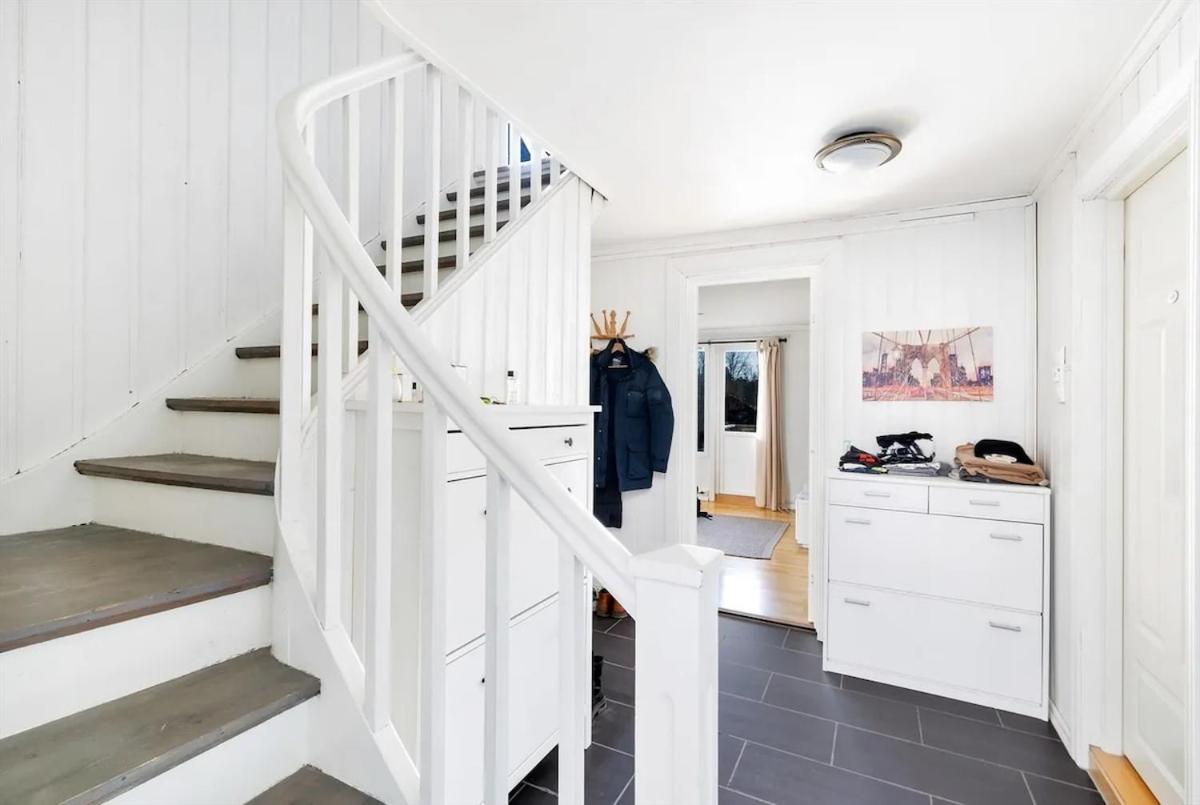 Apartment with balcony and free parking - B&B Kristiansand