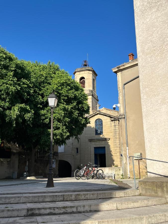 T2 sur la place du village proche Mer et Montpellier - B&B Saint-Jean-de-Védas
