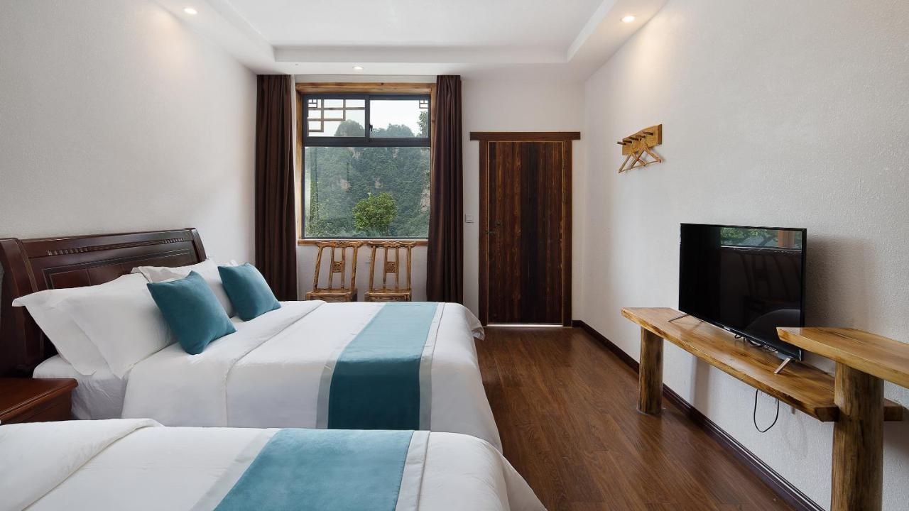 Twin Room with Mountain View
