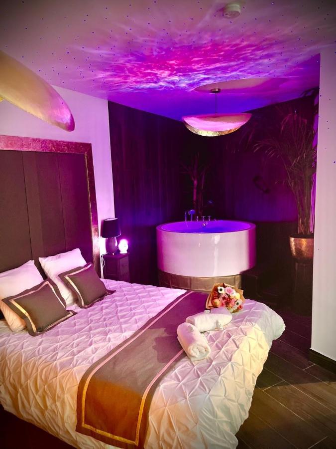 L Emeraude des marais loveroom Bourges - Chambres d’hôtes Bourges