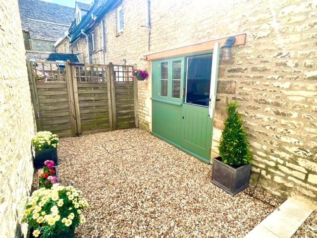 Cozy Cotswold Burford Cottage - Chambres d’hôtes Burford