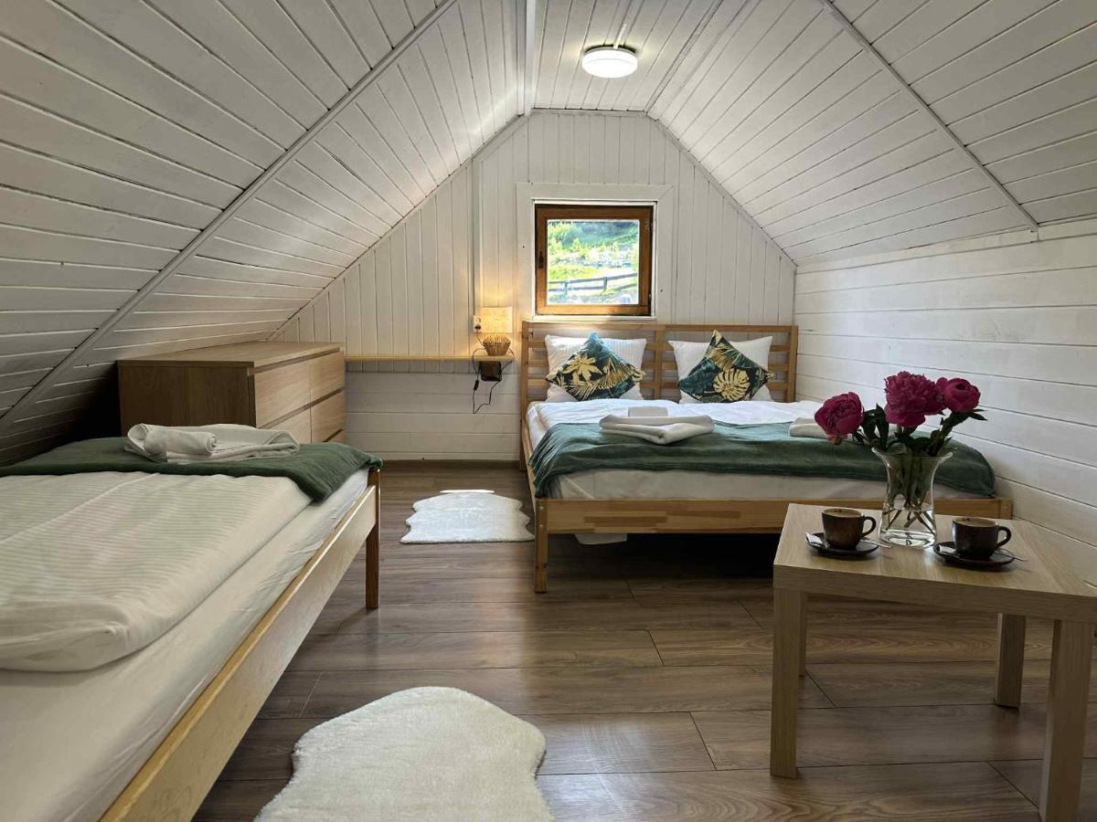 Chambre Triple avec Salle de Bains Commune
