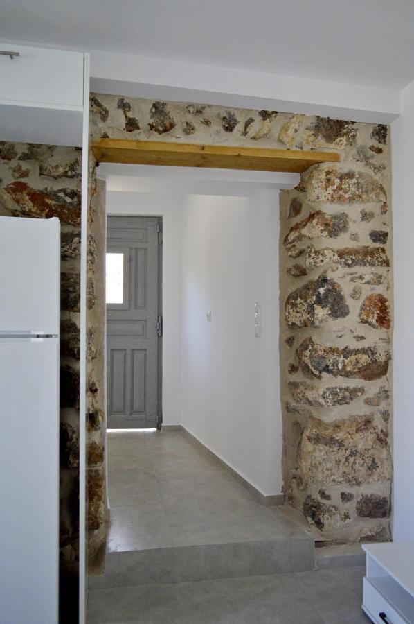 Malvazios Faragnanti #3 - B&B Gythio