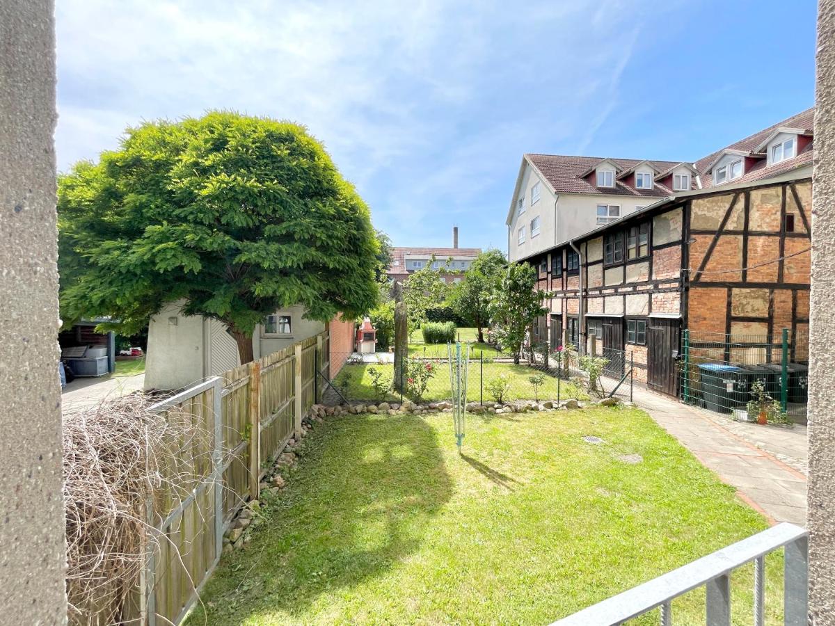 Gemütliches Apartment im Zentrum - Nähe Bahnhof - WLAN - SMART-TV - B&B Schwerin