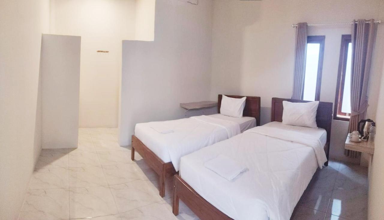 Savira Homestay Labuan Bajo - Chambres d’hôtes Labuan Bajo