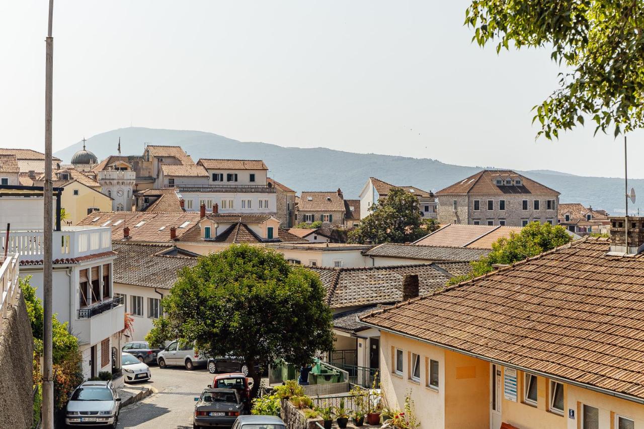 Old Town Charm - Herceg Novi - Bed and Breakfast Herceg Novi