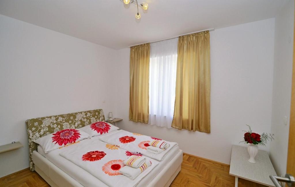 Apartman Zora 3 by Villas guide - B&B