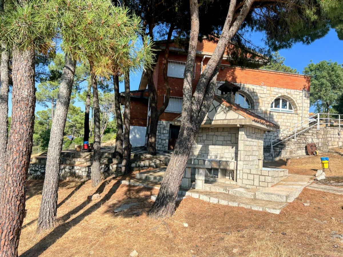 Casa Cadalso, Mirador de Gredos, Madrid - B&B