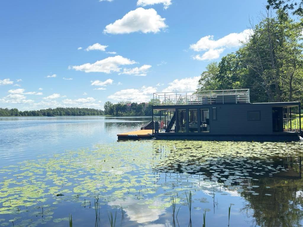 Domki na wodzie Houseboaty - B&B