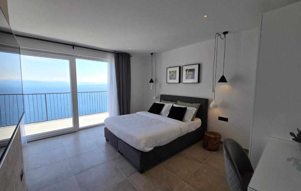 Villa met Uitzicht op Zee