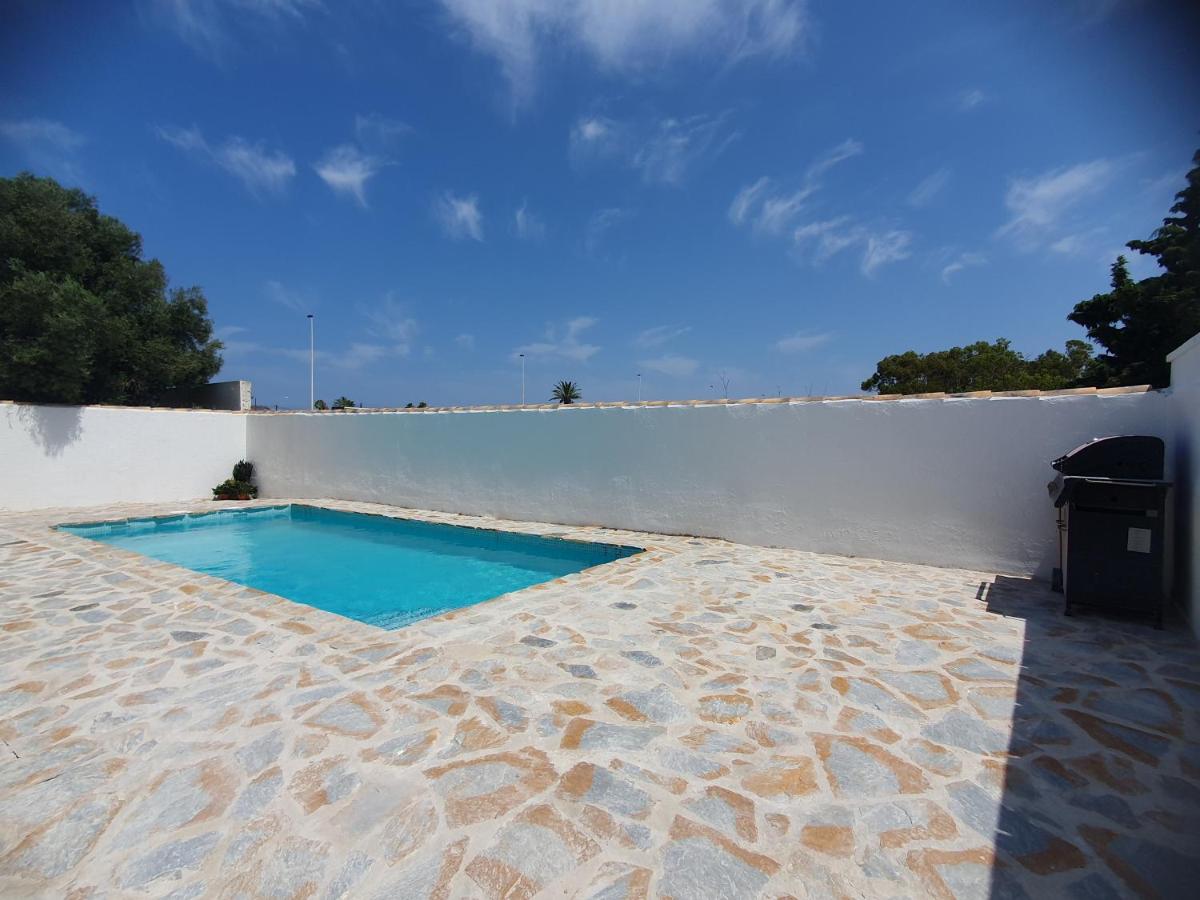 Chalet Laguna Rosa - Chambres d’hôtes Torrevieja