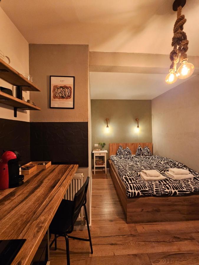 Studio Beethoven - B&B Braşov
