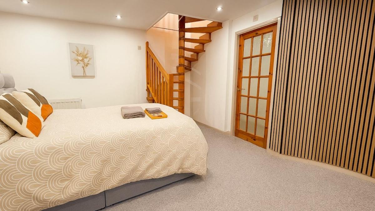 1-Bed Flat in Central Northampton - B&B