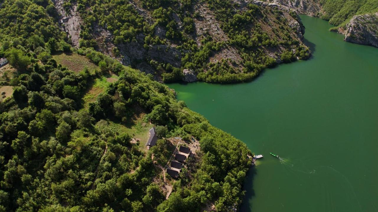 Twin Villas Komani Lake - B&B Koman