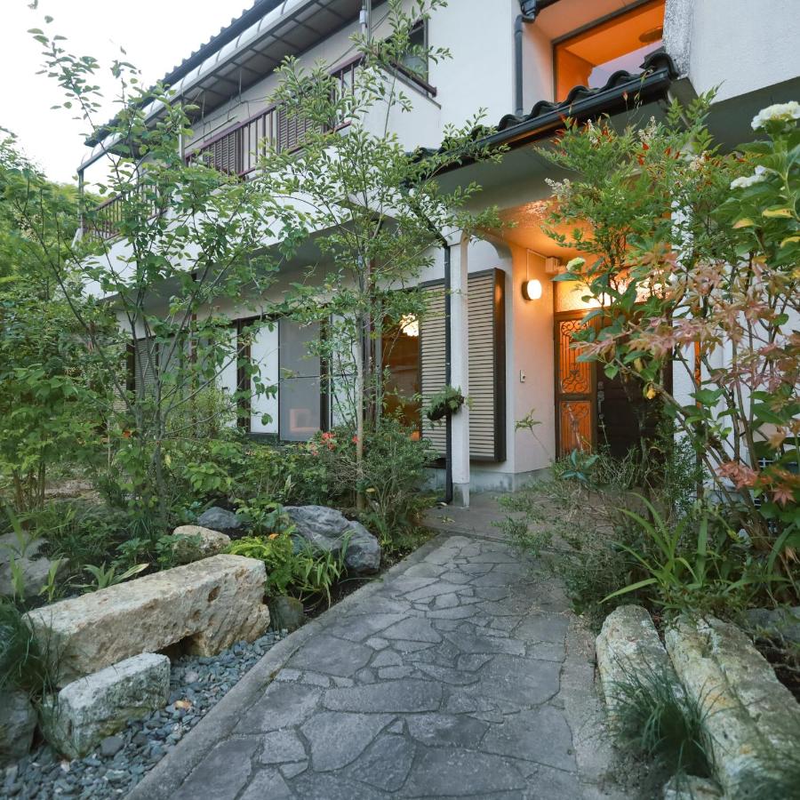 えなや中津川 - B&B